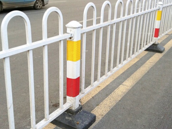 道路护栏